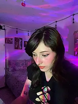 LiliJones  online show from February 13, 3:12 pm