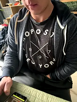 Snapshot of 97banana chatting on October 29, 9:47 pm 97banana online show from October 29, 9:47 pm