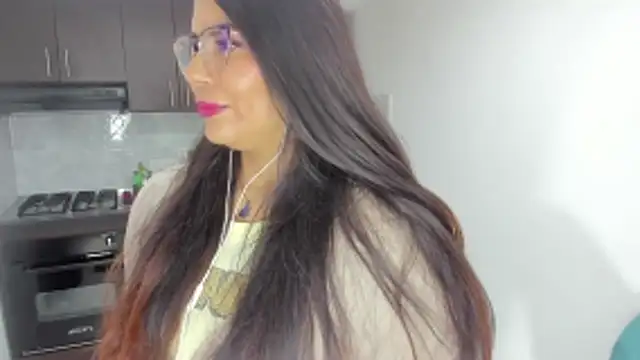 Luna Dumont online show from March 10, 11:03 am