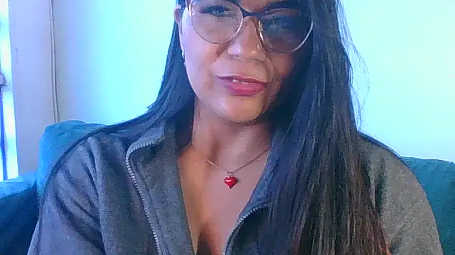 Luna Dumont online show from March 8, 3:37 pm