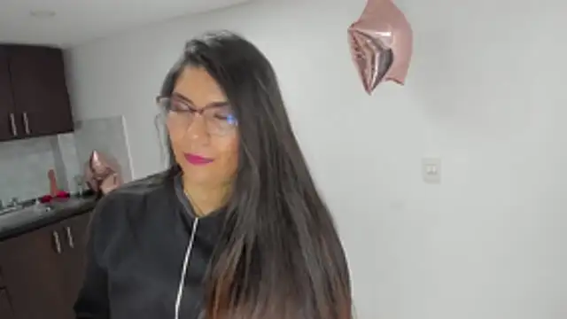 Luna Dumont online show from February 7, 11:18 am