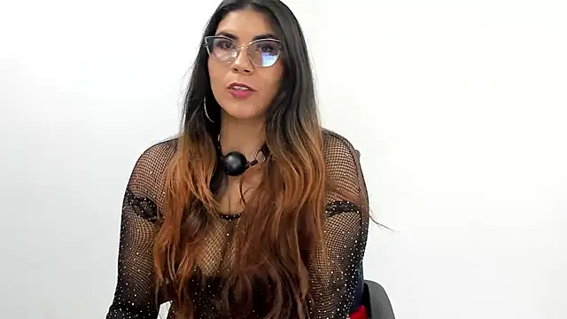Snapshot of Luna_Dumont chatting on March 13, 2:12 pm Luna Dumont online show from March 13, 2:12 pm