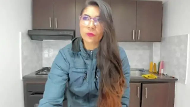 Luna Dumont online show from May 19, 11:17 am