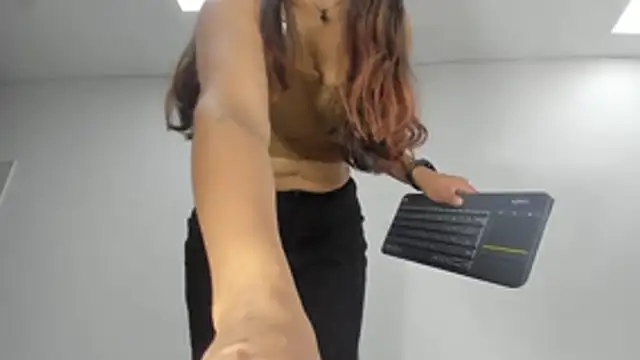 Snapshot of Luna_Dumont chatting on June 7, 11:15 am Luna Dumont online show from June 7, 11:15 am