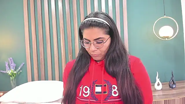 Snapshot of Luna_Dumont chatting on September 26, 7:54 pm Luna Dumont online show from September 26, 7:54 pm