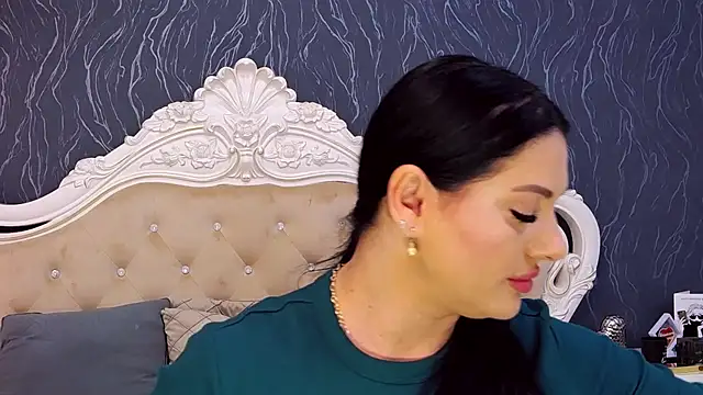 Snapshot of Lauren_Saint chatting on November 7, 8:52 am Lauren Saint online show from November 7, 8:52 am