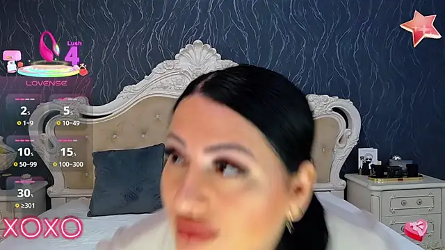 Snapshot of Lauren_Saint chatting on February 18, 8:27 am Lauren Saint online show from February 18, 8:27 am