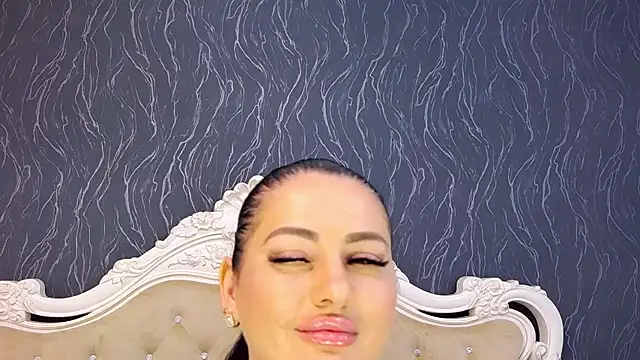 Snapshot of Lauren_Saint chatting on November 9, 8:51 am Lauren Saint online show from November 9, 8:51 am