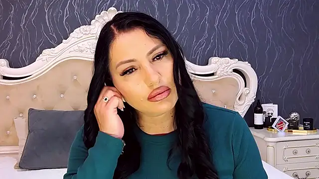 Lauren Saint online show from November 14, 8:40 am