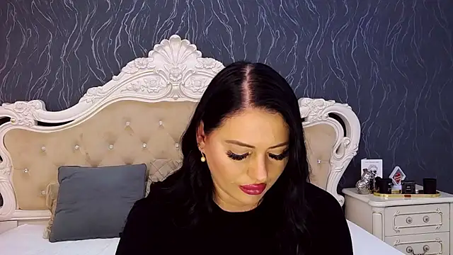 Snapshot of Lauren_Saint chatting on September 28, 8:10 am Lauren Saint online show from September 28, 8:10 am