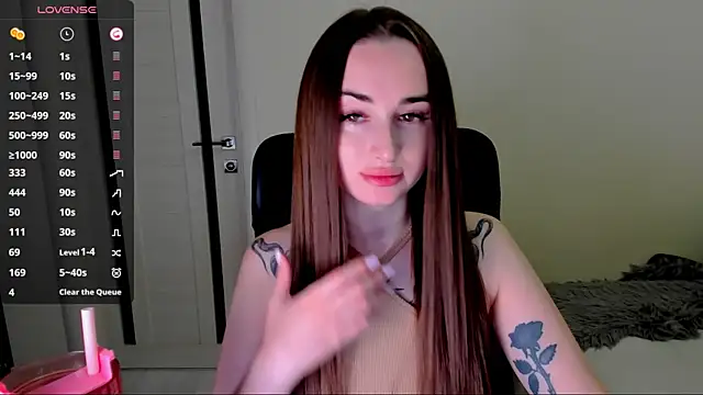 Snapshot of Kimmberr chatting on September 28, 3:46 am Kimmberr online show from September 28, 3:46 am