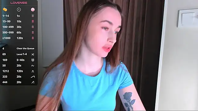 Snapshot of Kimmberr chatting on December 27, 6:24 am Kimmberr online show from December 27, 6:24 am