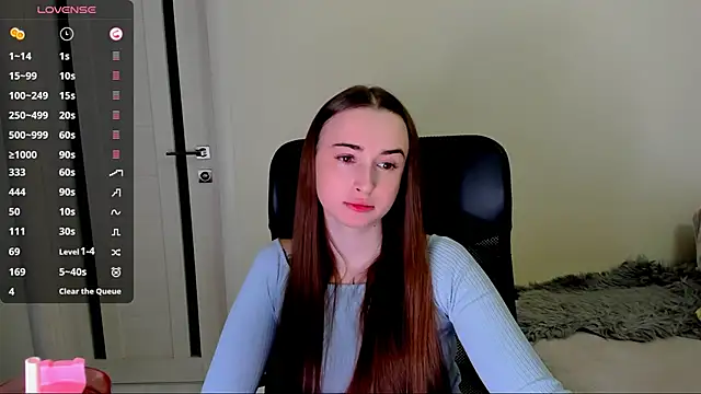 Snapshot of Kimmberr chatting on November 9, 4:16 am Kimmberr online show from November 9, 4:16 am