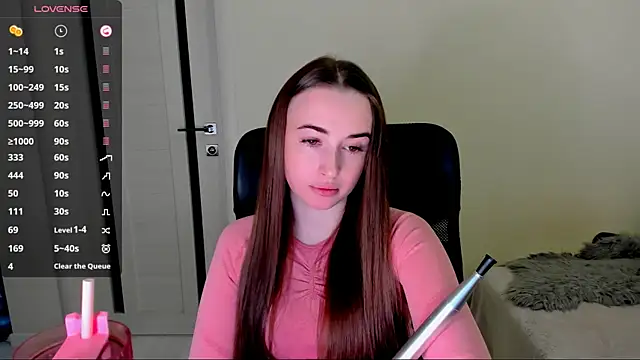 Snapshot of Kimmberr chatting on October 23, 4:44 am Kimmberr online show from October 23, 4:44 am