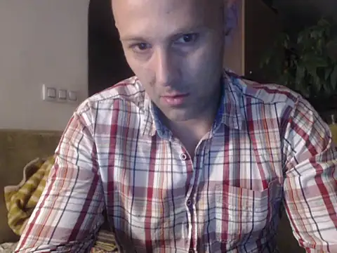 Snapshot of Piter9023 chatting on July 13, 1:16 am Piter9023 online show from July 13, 1:16 am
