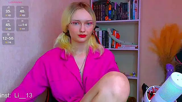Angelina  1 online show from December 6, 1:02 am
