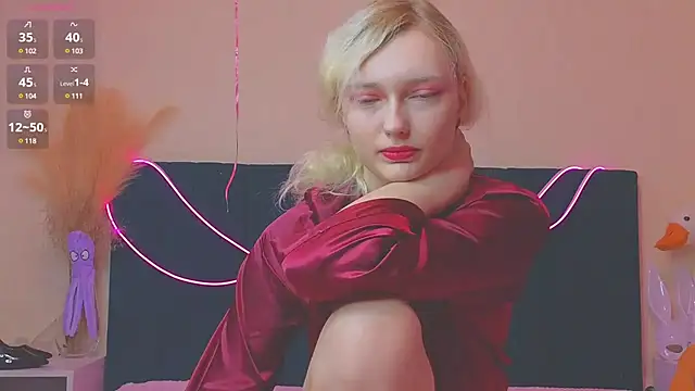 Angelina  1 online show from December 1, 8:25 pm