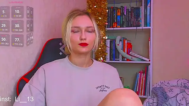 Angelina  1 online show from December 23, 6:48 pm