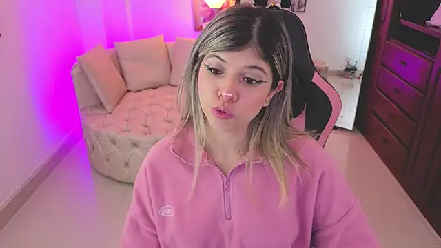 NATAASHA    online show from April 2, 3:35 am