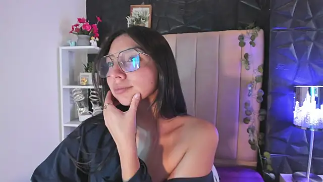 kendall saenz online show from February 23, 7:47 pm