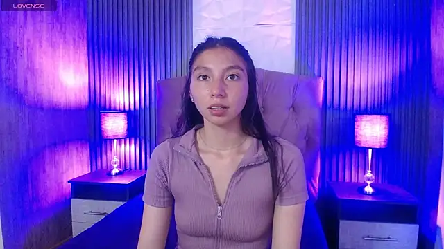 Snapshot of kendall_saenz chatting on January 14, 7:21 pm kendall saenz online show from January 14, 7:21 pm