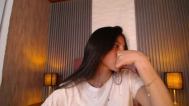 Snapshot of kendall_saenz chatting on February 18, 10:36 pm kendall saenz online show from February 18, 10:36 pm