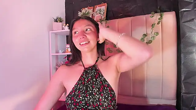 kendall saenz online show from December 3, 7:46 pm