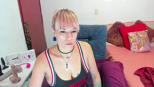 harly  queen online show from January 9, 12:41 pm