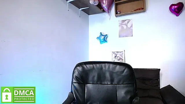 Mr MrsCurie online show from January 25, 9:57 pm