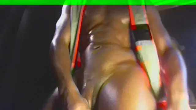 Snapshot of MrBigDiQ1 chatting on June 11, 2:44 am MrBigDiQ1 online show from June 11, 2:44 am