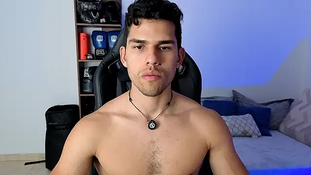 Snapshot of JacobKirito chatting on February 9, 4:10 am JacobKirito online show from February 9, 4:10 am