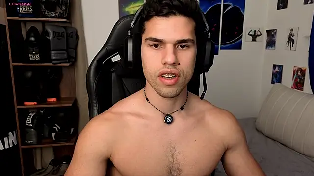 Snapshot of JacobKirito chatting on January 11, 3:02 am JacobKirito online show from January 11, 3:02 am