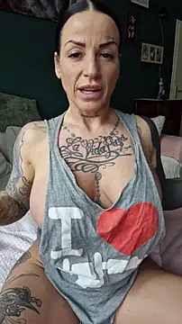 EmilyDiazofficial online show from November 23, 11:20 am