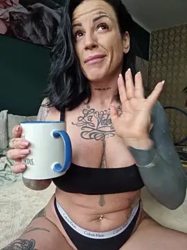 EmilyDiazofficial online show from December 14, 11:05 am