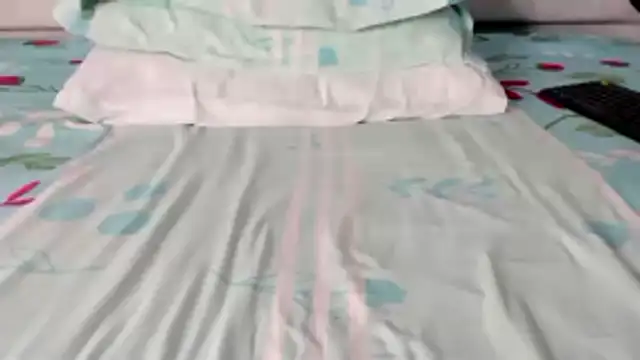 Snapshot of maybelline69 chatting on January 15, 5:38 pm maybelline69 online show from January 15, 5:38 pm