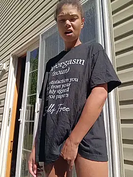 Trashy33 online show from May 24, 3:01 pm