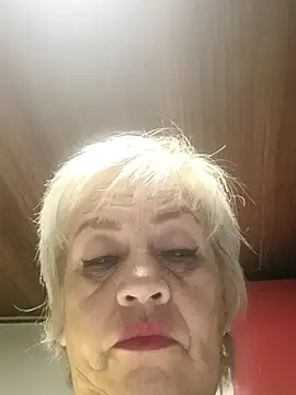 Snapshot of DirtyBIianca chatting on September 9, 10:57 am DirtyBIianca online show from September 9, 10:57 am