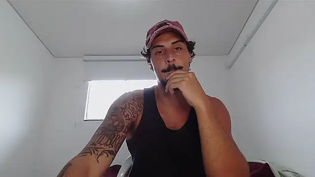 milkoffe online show from February 24, 1:34 pm