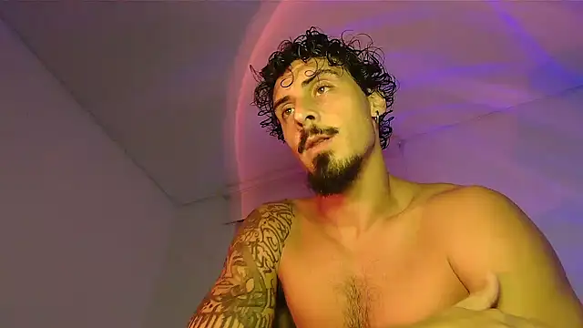 milkoffe online show from April 11, 3:03 am