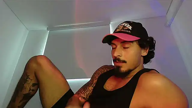 milkoffe online show from April 1, 2:03 pm