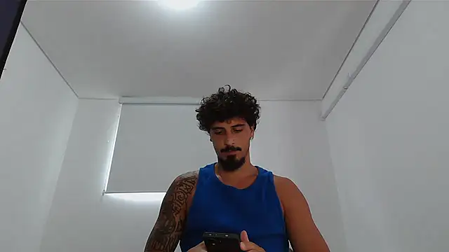 milkoffe online show from February 25, 2:17 pm