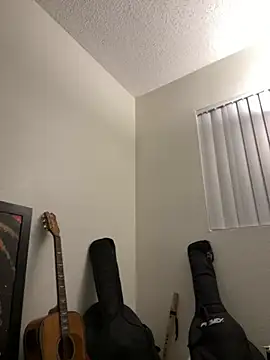 Snapshot of MidnightFlexxx chatting on January 4, 9:54 am MidnightFlexxx online show from January 4, 9:54 am