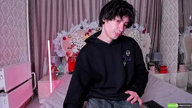 CalvinOwens online show from December 19, 6:32 pm