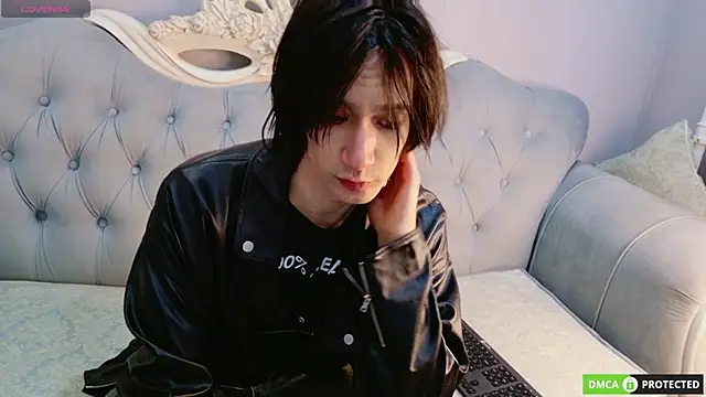 CalvinOwens online show from April 9, 3:08 am