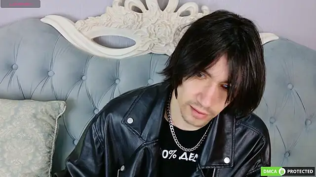 CalvinOwens online show from April 3, 6:36 pm