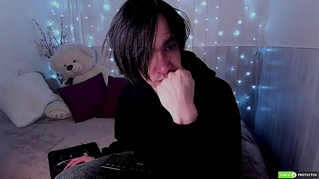 CalvinOwens online show from November 24, 3:28 am