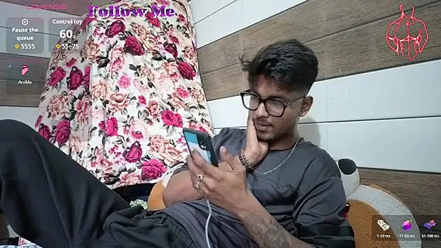 Snapshot of just_fucks chatting on July 8, 12:06 pm just fucks online show from July 8, 12:06 pm