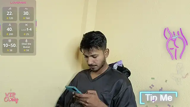 just fucks online show from February 7, 7:00 pm