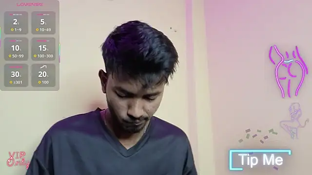 just fucks online show from February 6, 7:32 pm