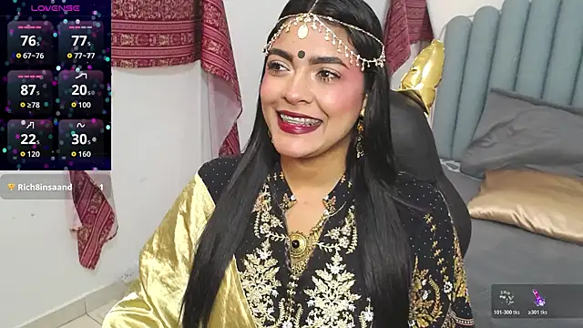 lakshmiraniii online show from November 5, 11:46 am